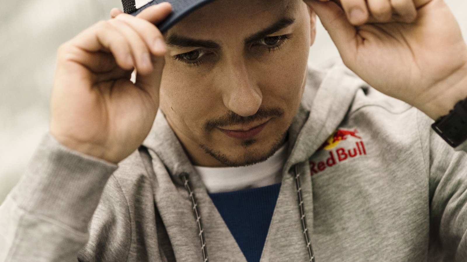 Lorenzo undergoes hospital checks for hand injury