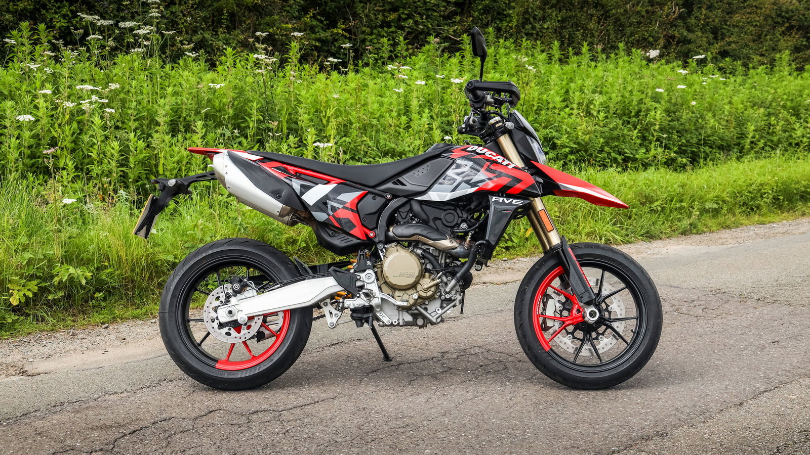 Ducati Hypermotard 698 Mono - side