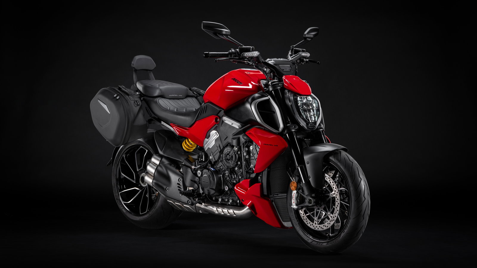 2023 Ducati Diavel V4 accessorised