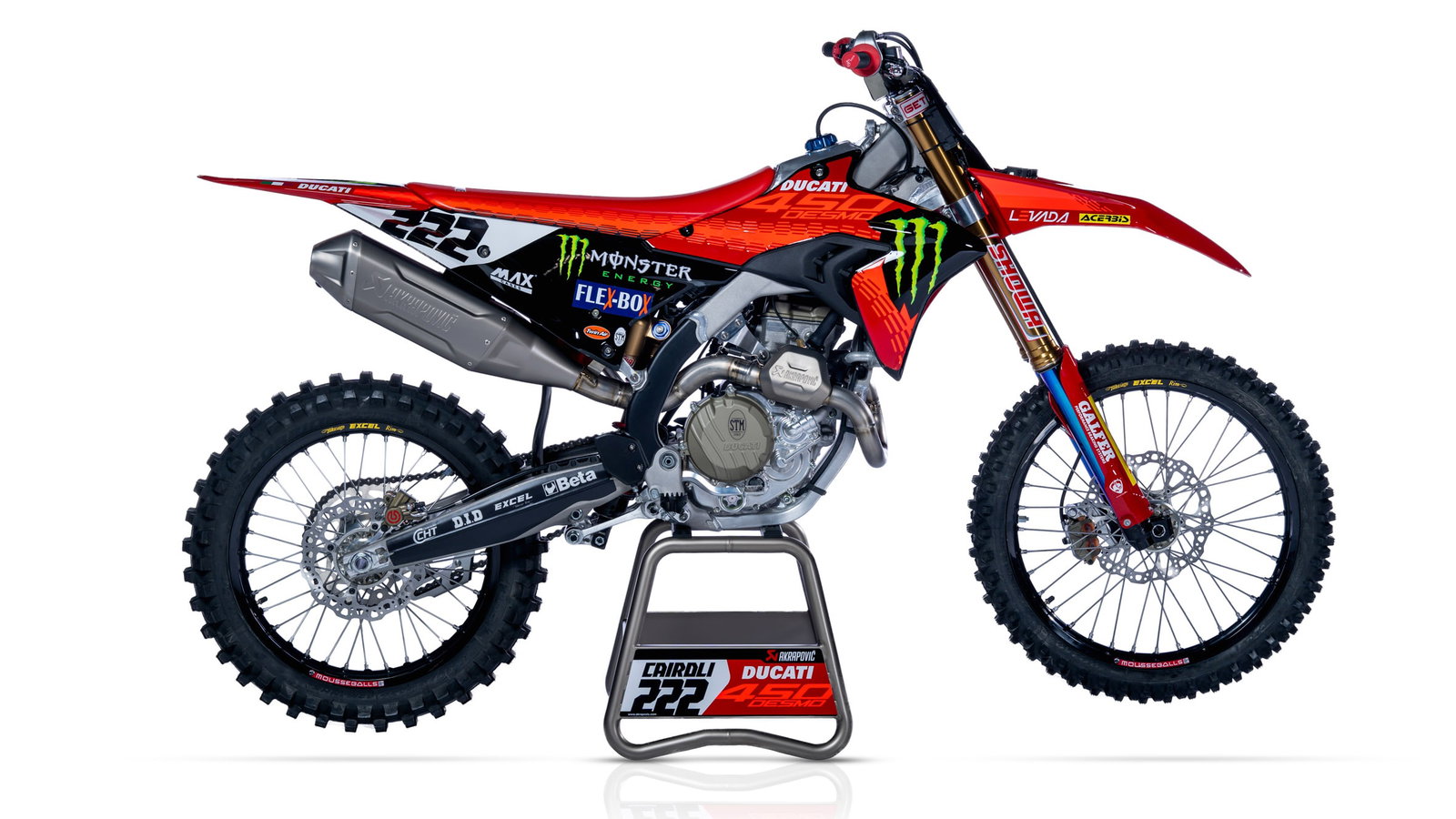 Ducati Desmo450 MX debuts as brand’s first dirt bike | Visordown