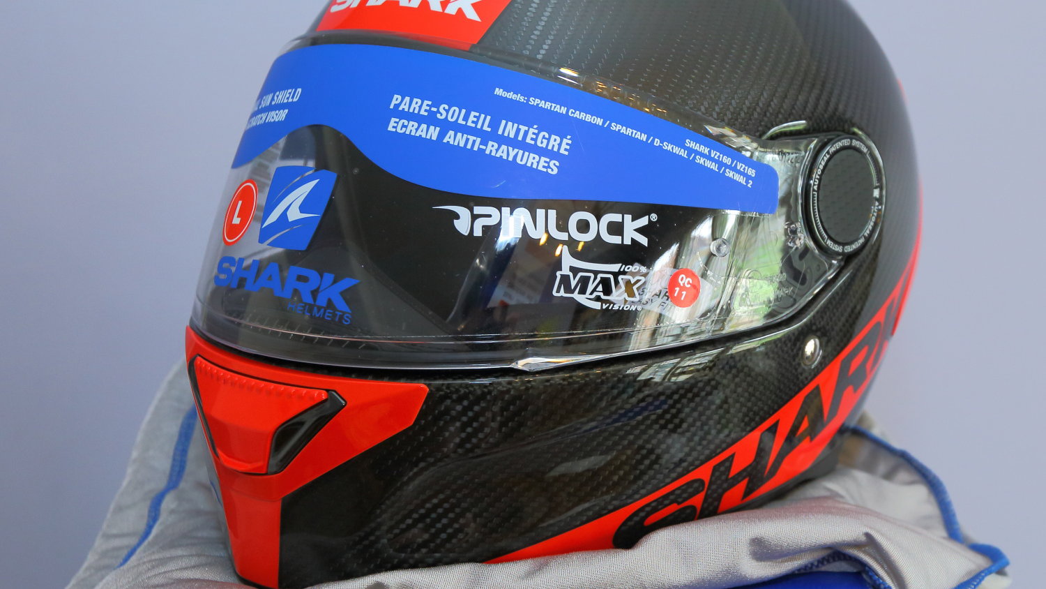 Shark Spartan Carbon