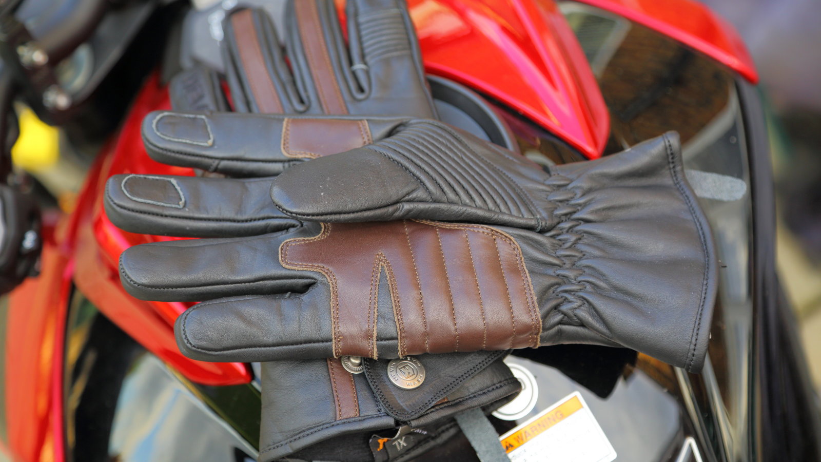 Hevik Identity gloves