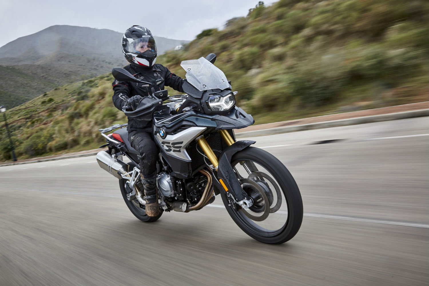 2018 Yamaha MT-07 first ride video review