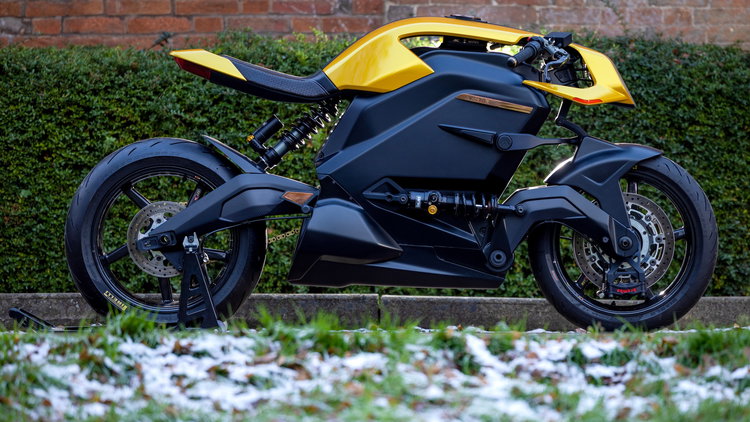 The first Arc Vector bikes are landing with customers | Visordown