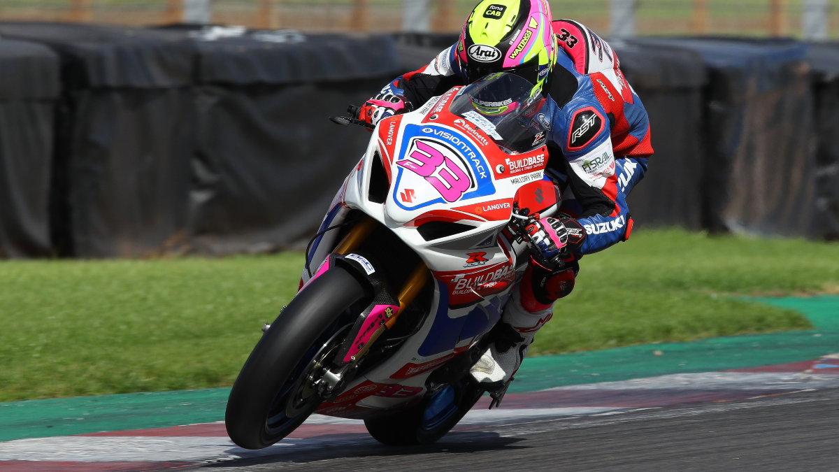 Keith Farmer - Buildbase Suzuki [credit: Ian Hopgood Photography]