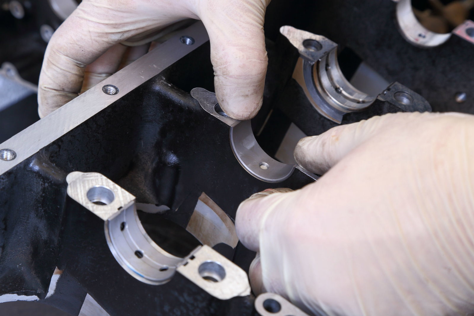 How to… fit new big end and main bearings | Visordown