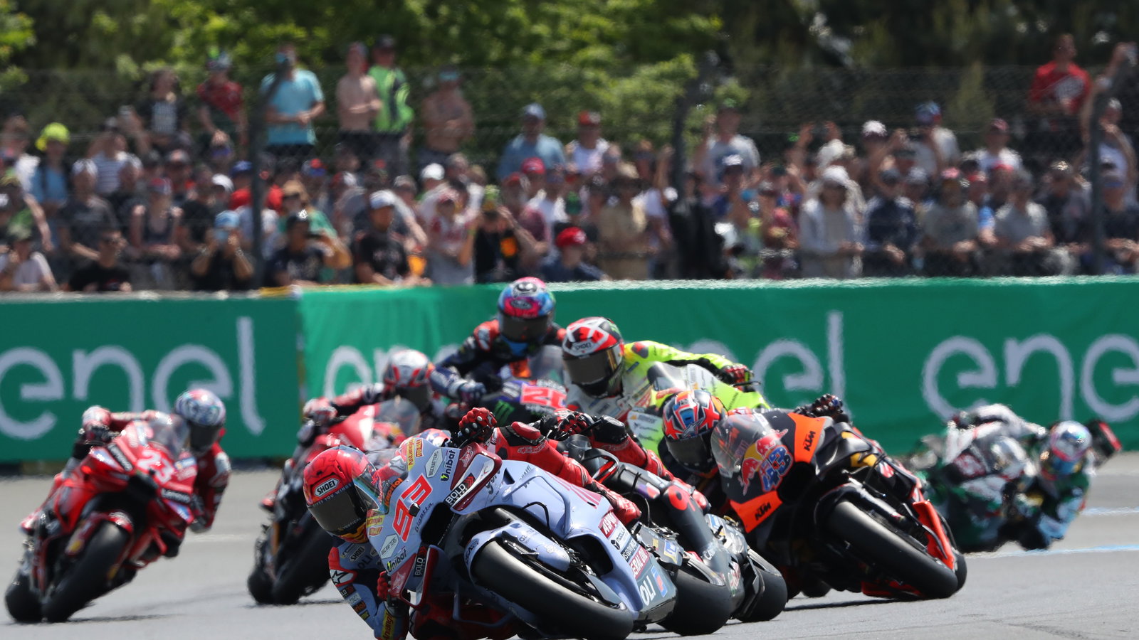 Marc Marquez leads Jack Miller, 2024 MotoGP French Grand Prix Sprint. - Gold and Goose