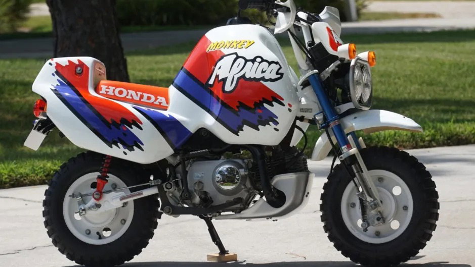 Honda Z50j Baja Africa Twin Replica