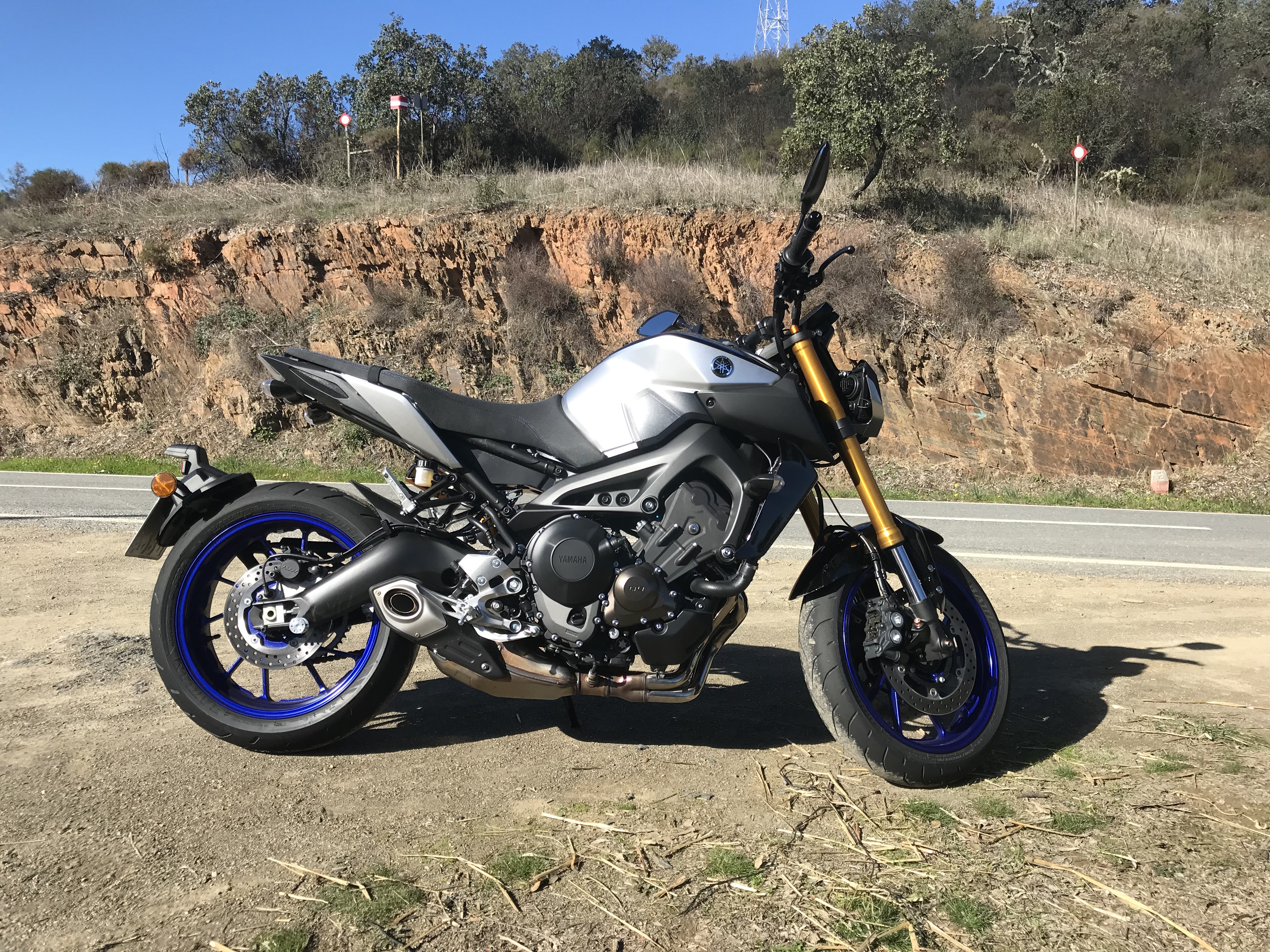 Yamaha MT-09 SP first thoughts | Visordown