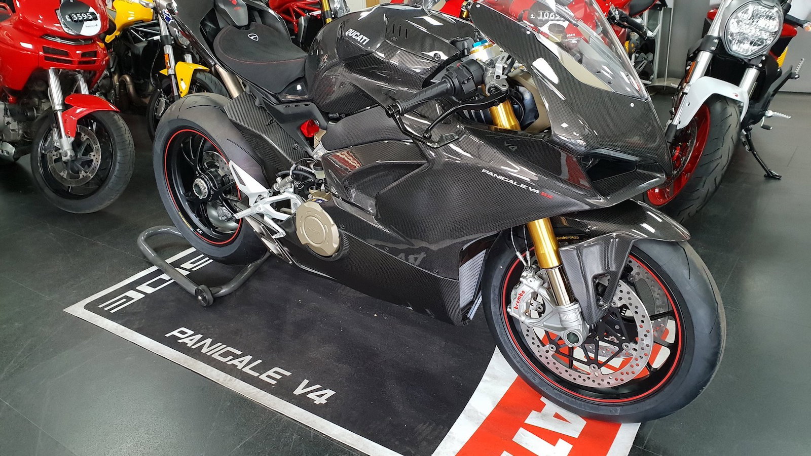 Panigale V4 carbon