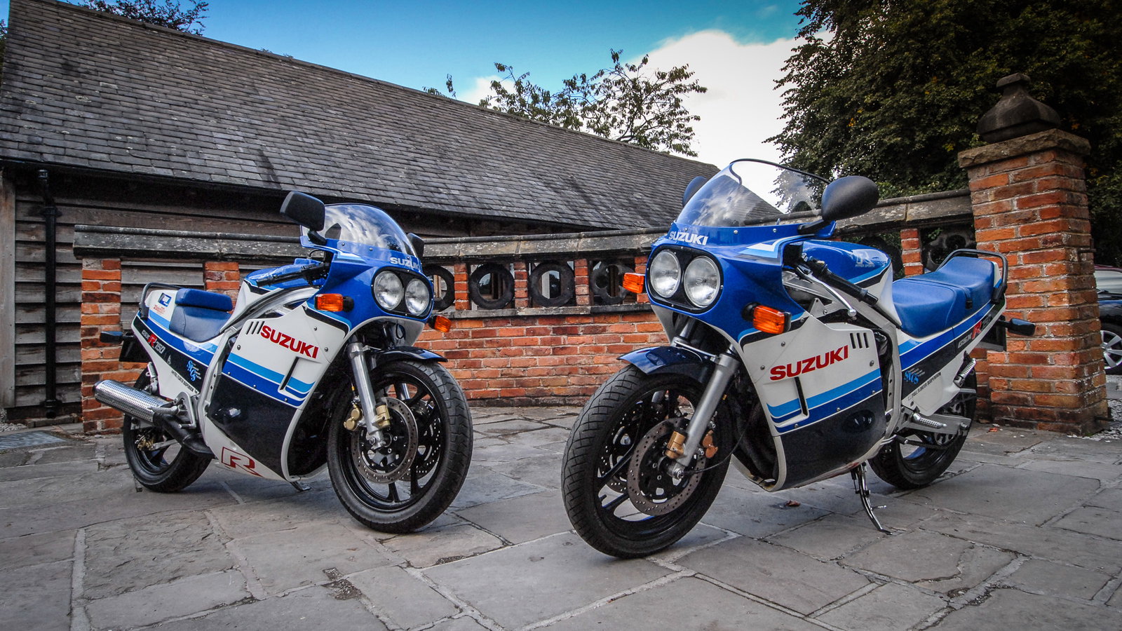 A pair of original GSX-R750s...
