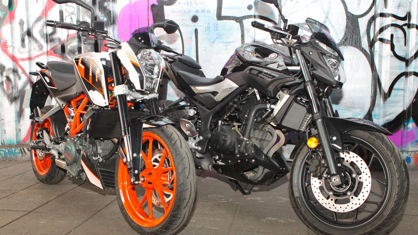 Back-to-back test: Yamaha MT-03 vs KTM Duke 390 review | Visordown