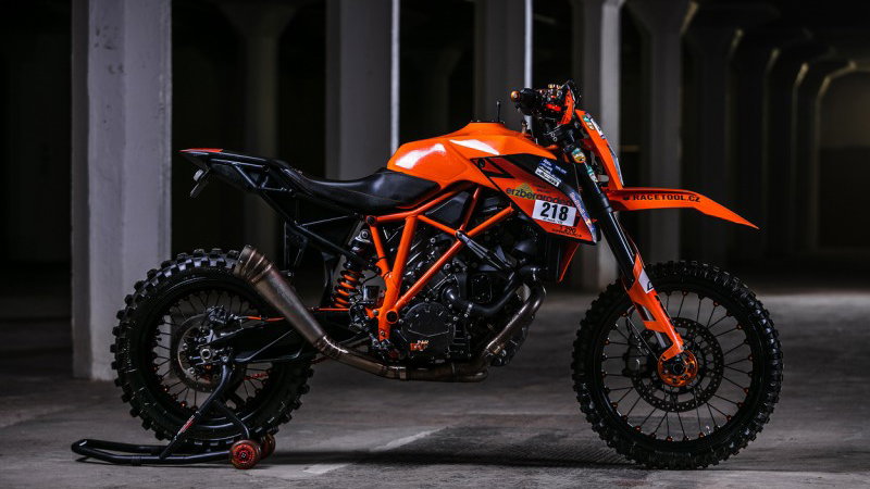 KTM-1290-SuperEnduro-R