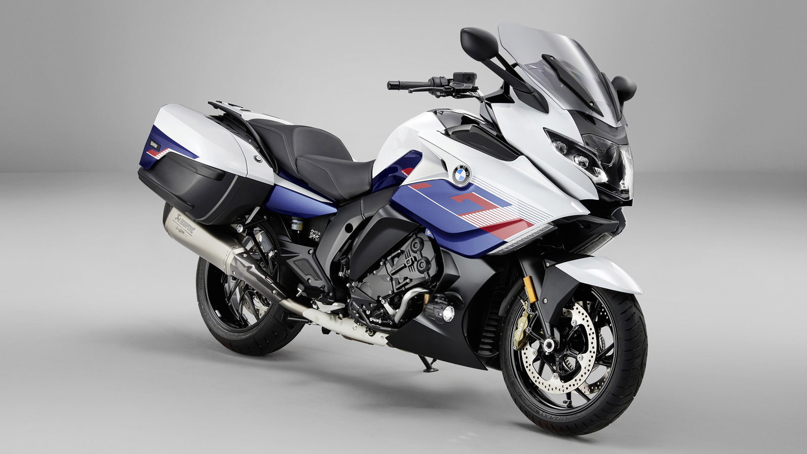 BMW reveals new K 1600 sports tourer range for 2022