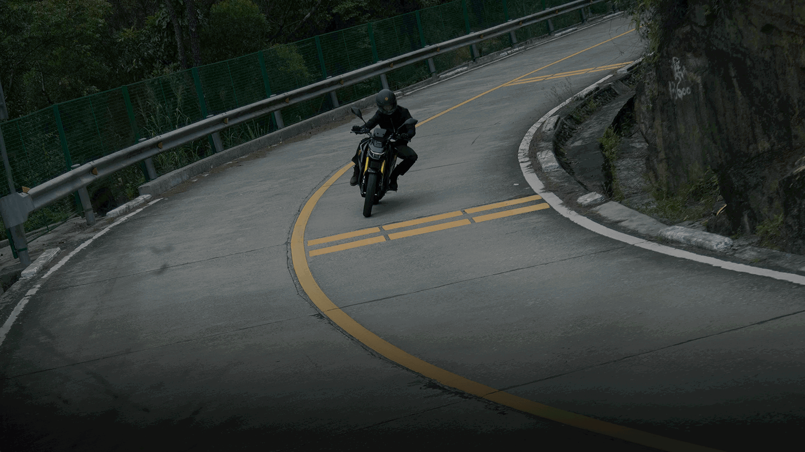 Yadea Keeness VFD. - Yadea