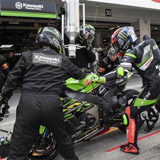 Factory Kawasaki pit stop, 2019 Suzuka 8 Hour. - Kawasaki Press