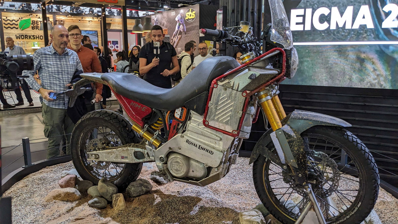 HIM-E-electric-Royal-Enfield-01