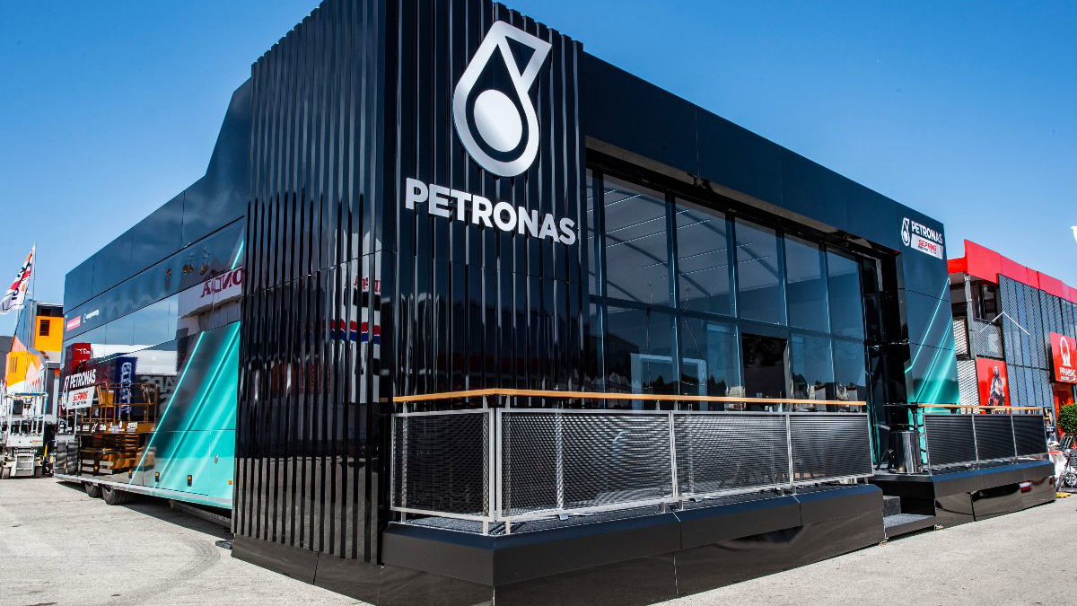 Petronas Yamaha SRT weekend with Two Wheels for Life