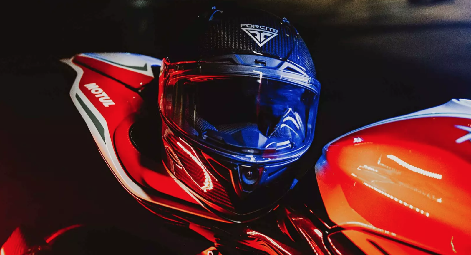 This is the air-conditioned helmet we need in this hot weather | Visordown This is the air-conditioned helmet we need in this hot weather | Visordown