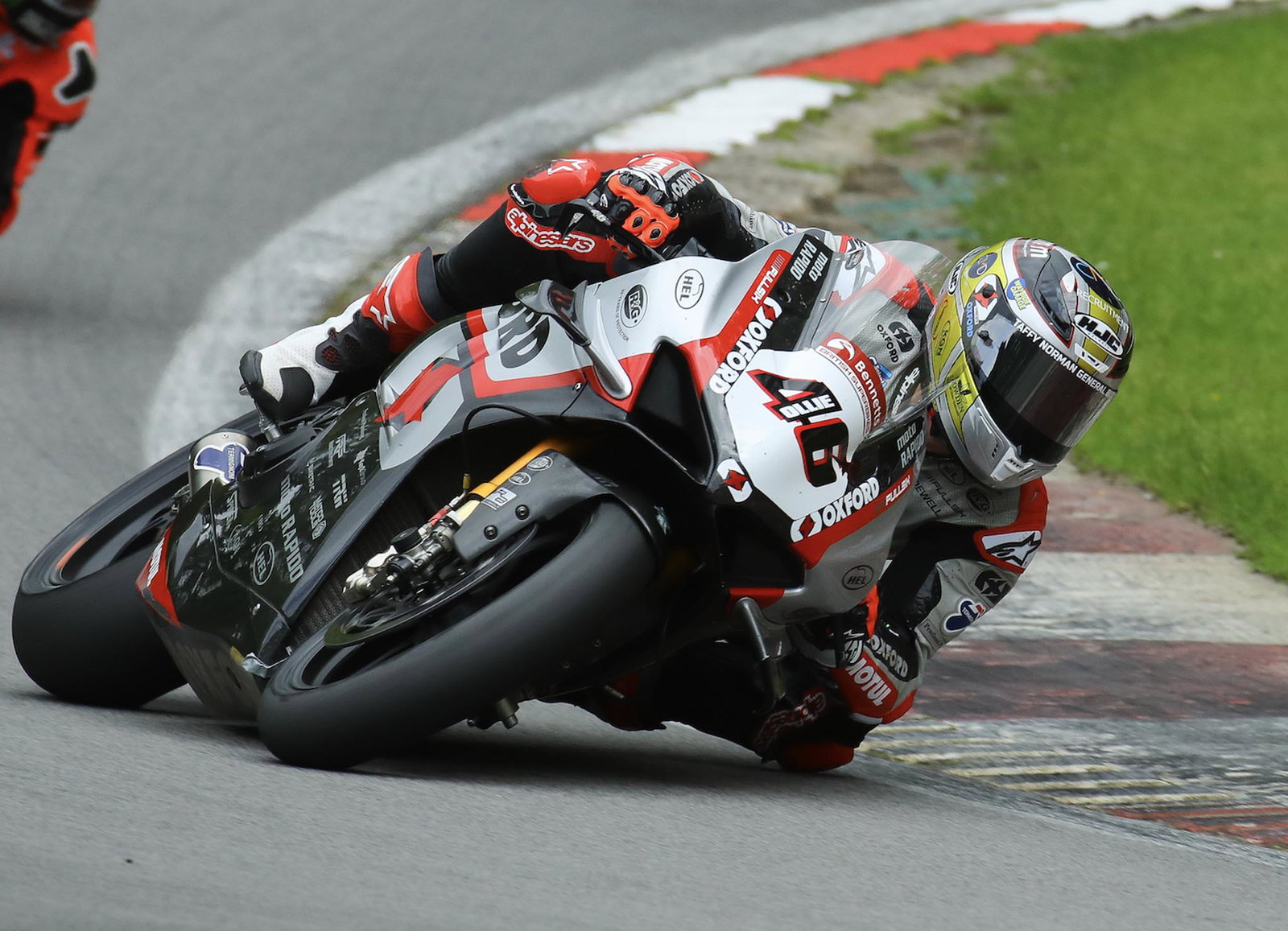 VIDEO: Luke Mossey out of BSB Cadwell Park… and this is why!