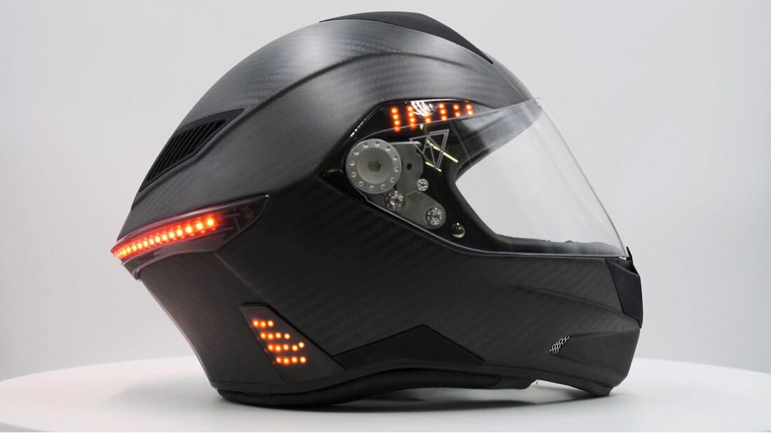 Vata7 X1 LED helmet.