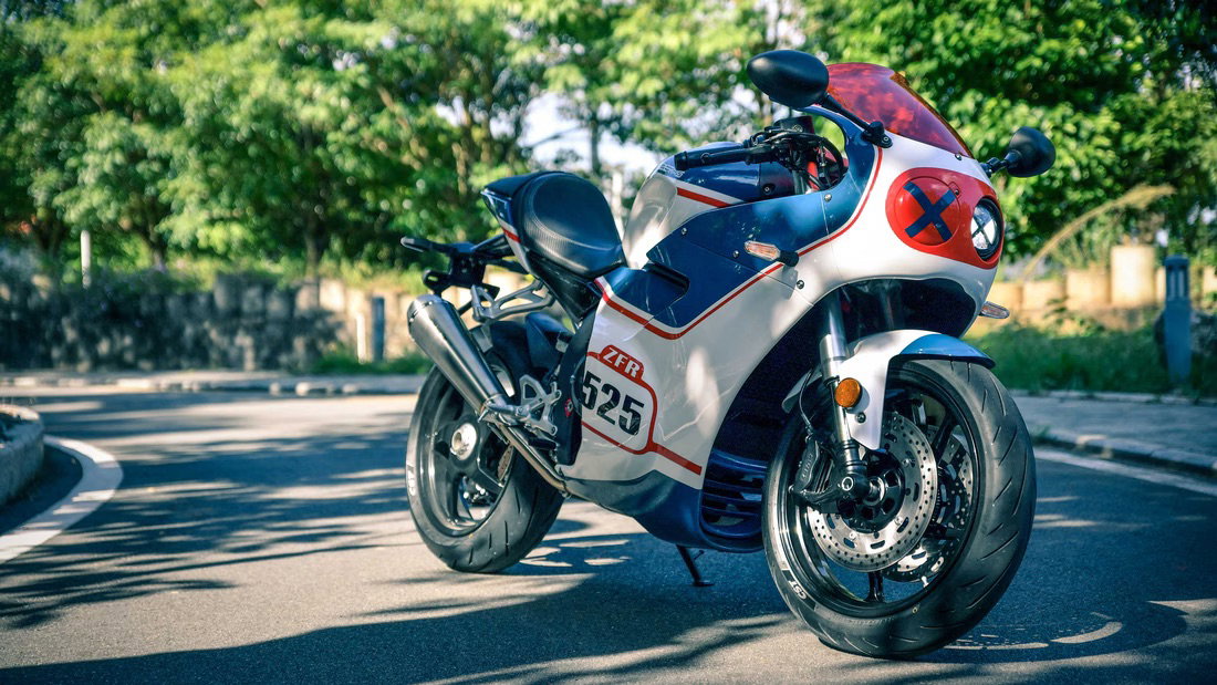 First pictures of finished Zeths ZFR 525 | Visordown