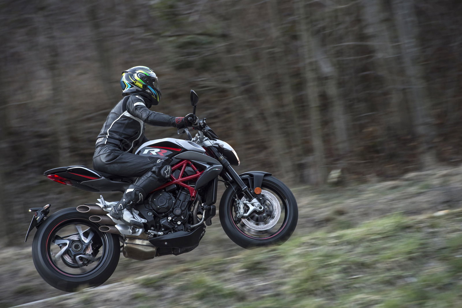2018 Yamaha MT-07 first ride video review