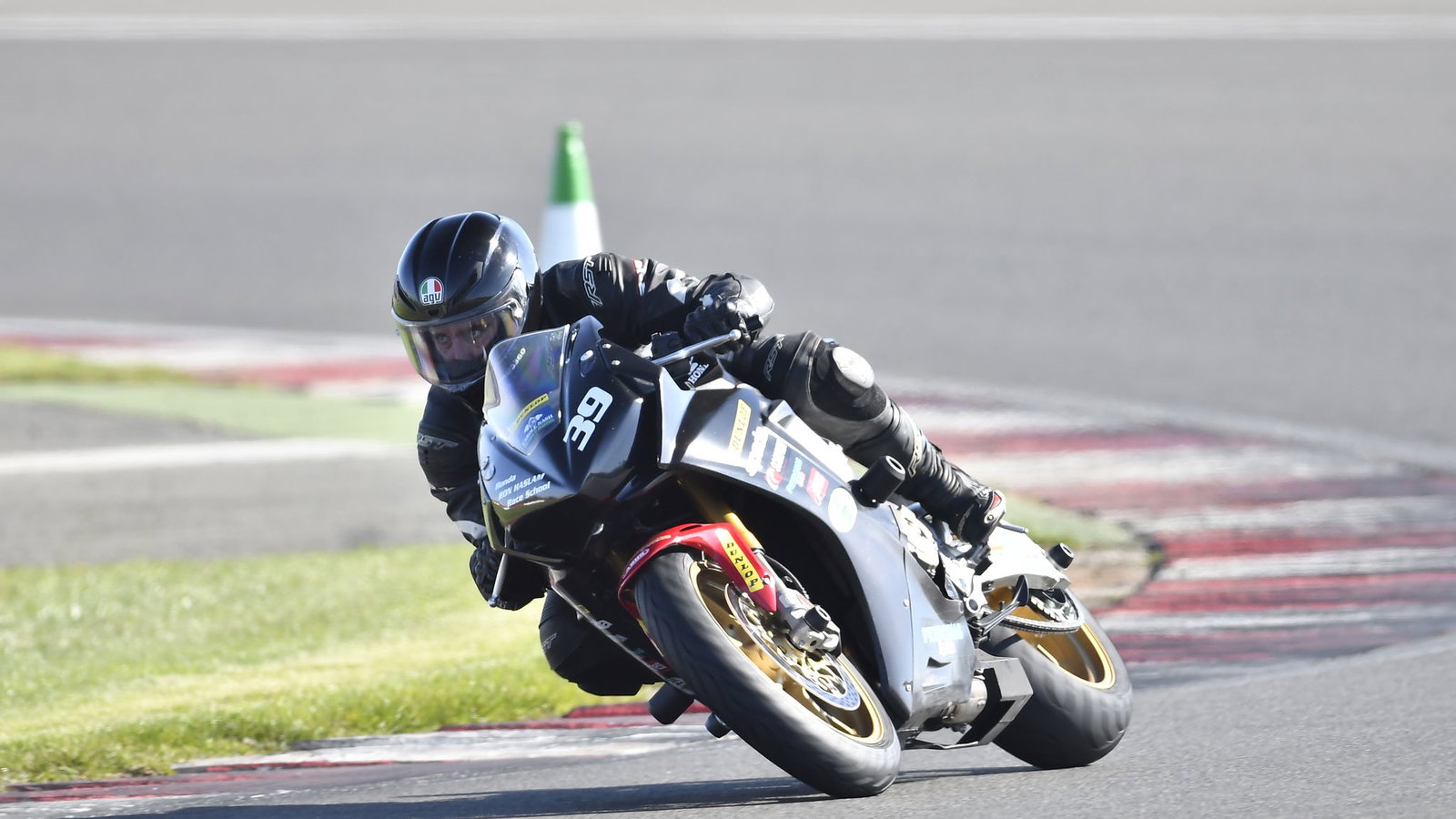 Ron Haslam Race School