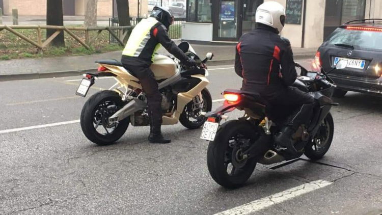 aprilia-rs-660-testing