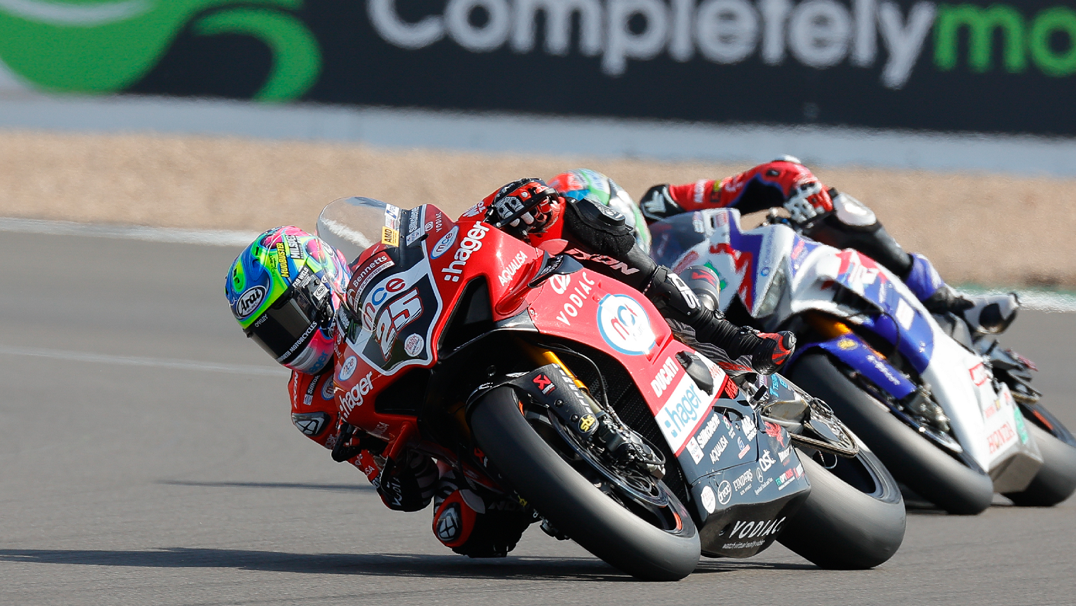 Josh Brookes, Glenn Irwin, 2022 Silvestone BSB. [credit: Ian Hopgood Photography]