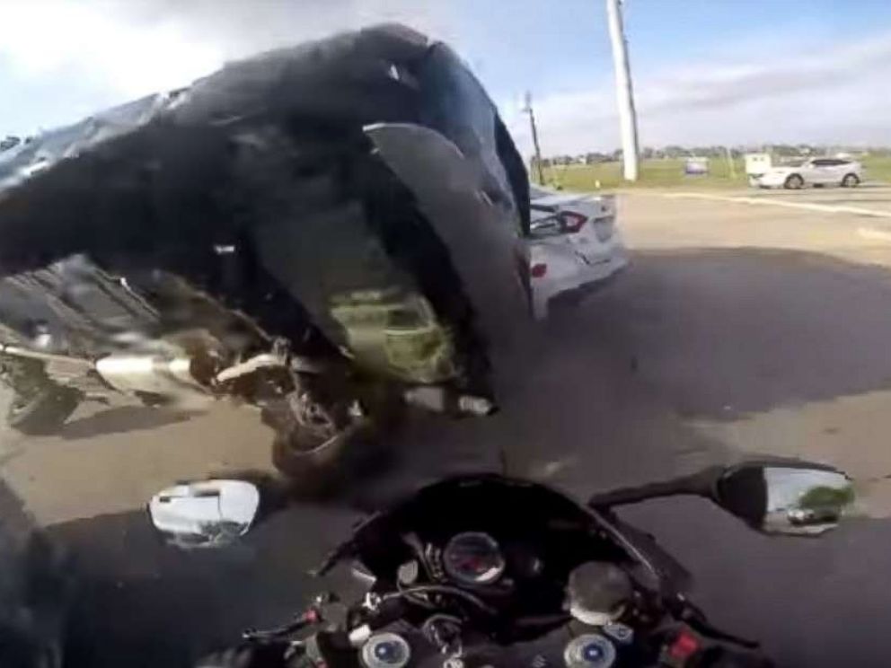 Brazen bike thieves attempt to steal bike as owner watches