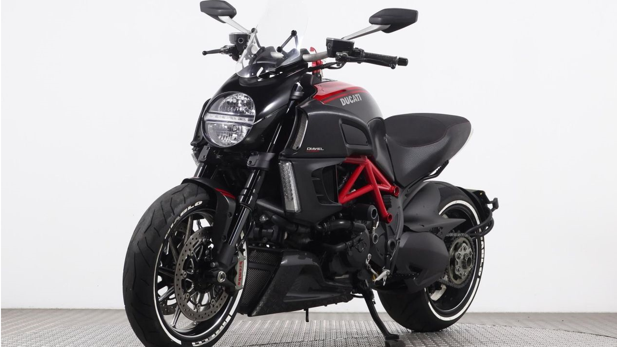 Ducati Diavel. - Superbike Factory