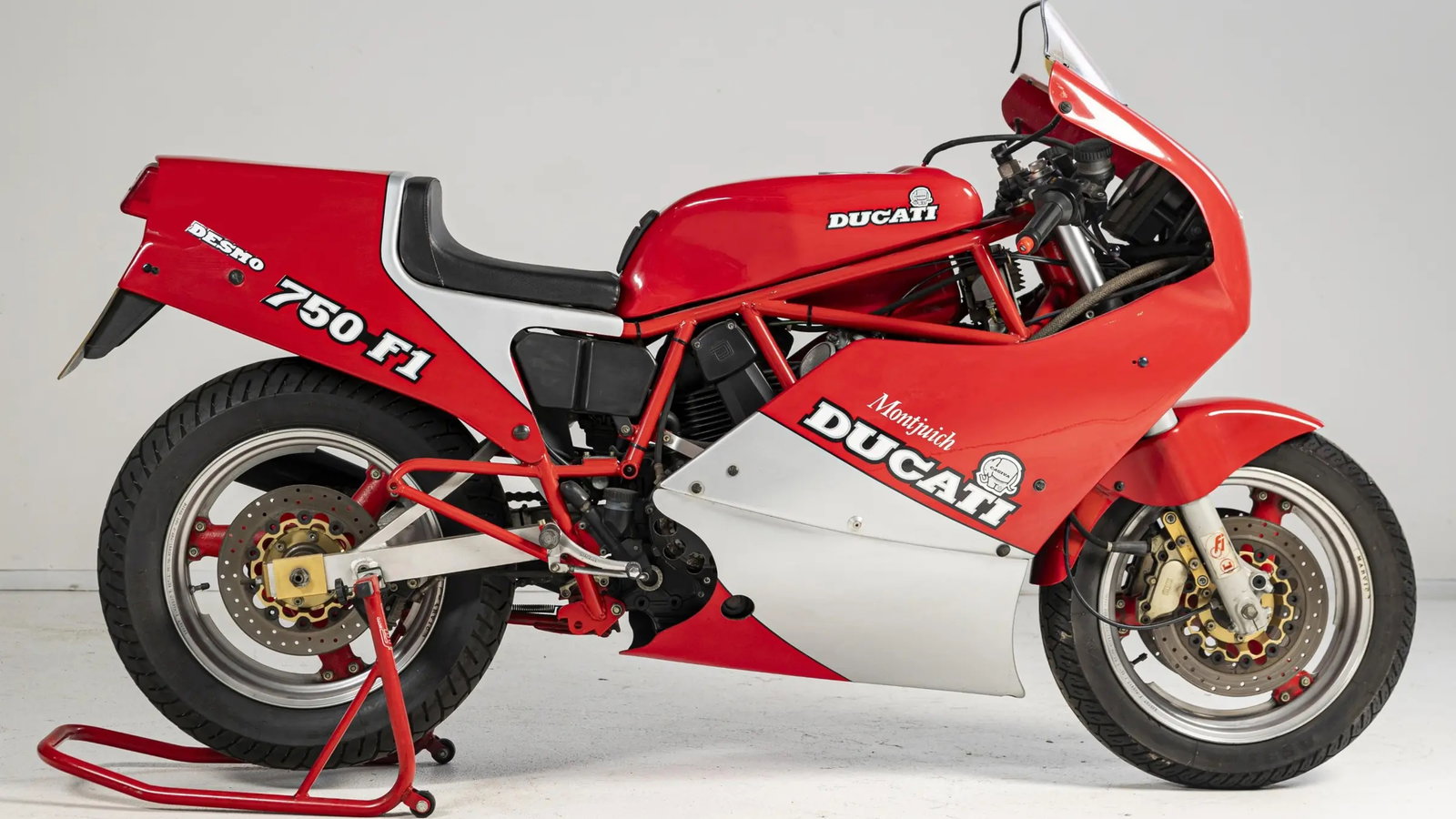 Ducati 750 F1 Montjuich 