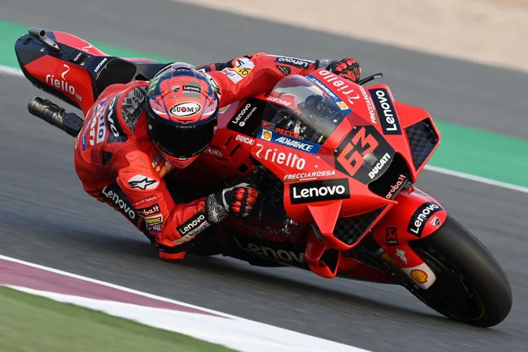 Francesco Bagnaia sur une Ducati au Qatar