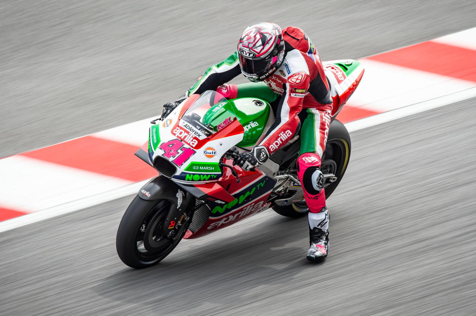 Alex Rins' MotoGP bike catches fire in the Sepang pit lane