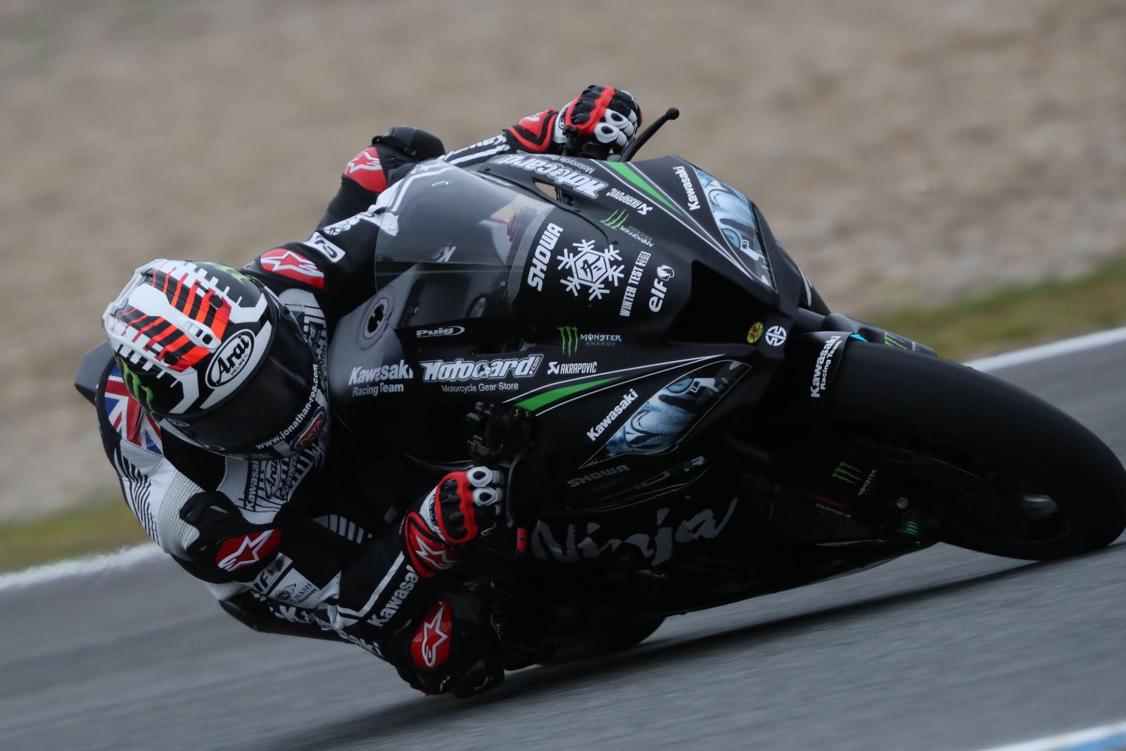 Rea remains top as testing turns to Portimao