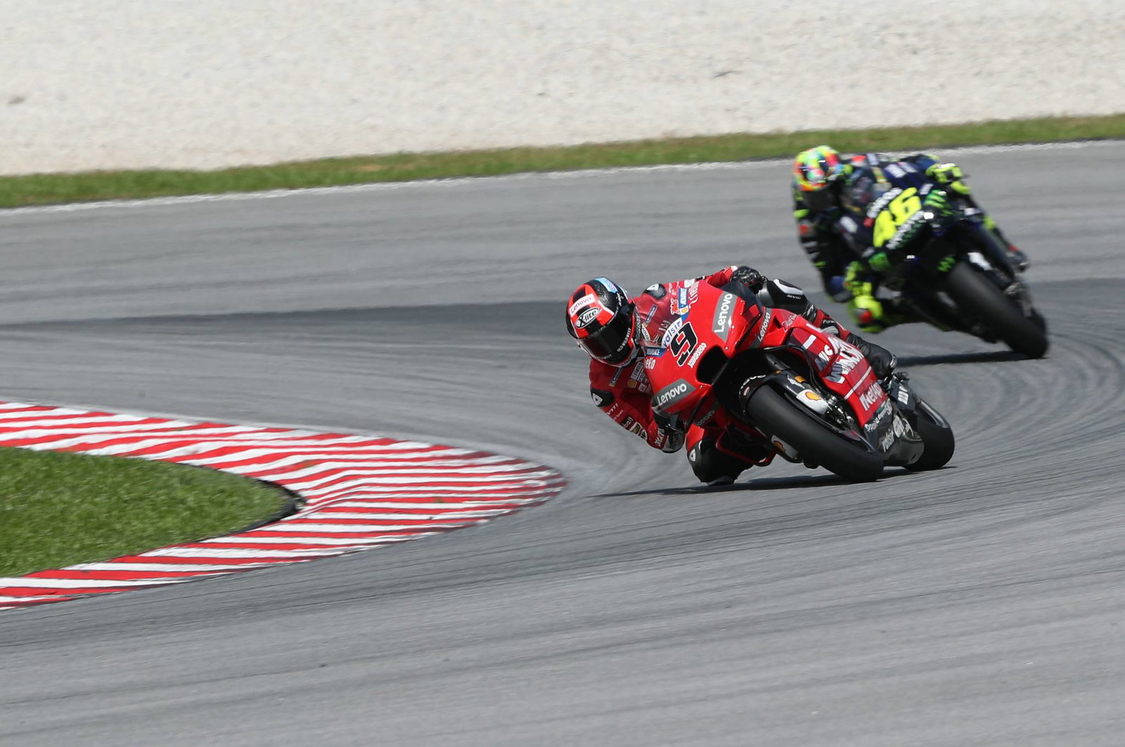 FIM helmet homologation rules delayed until June