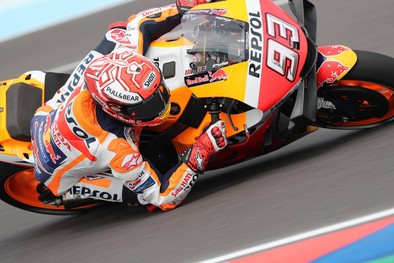 Marquez ups the pace as Dovizioso scrapes into Q2 after crash