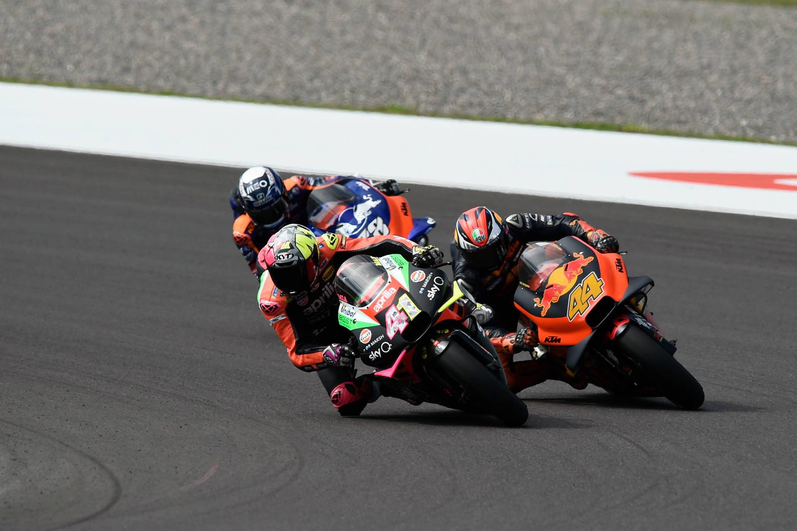 Full-tank lessons for top rookie Quartararo