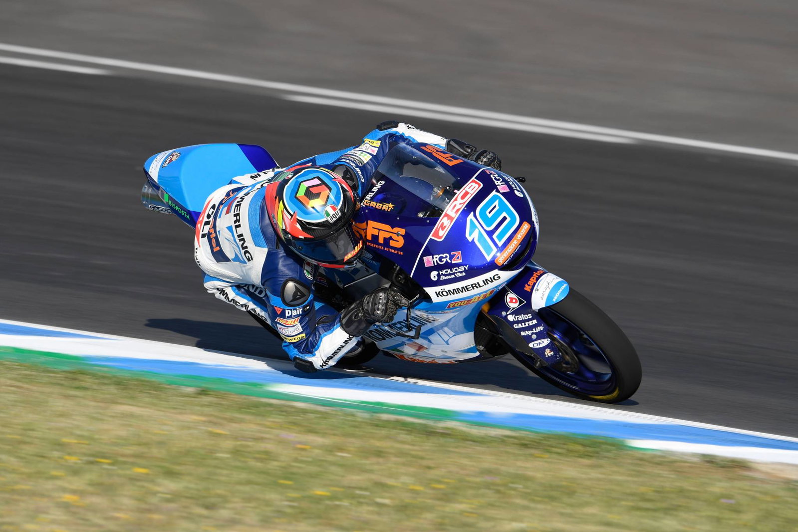 Quartararo flying in FP1, Rossi loses chain