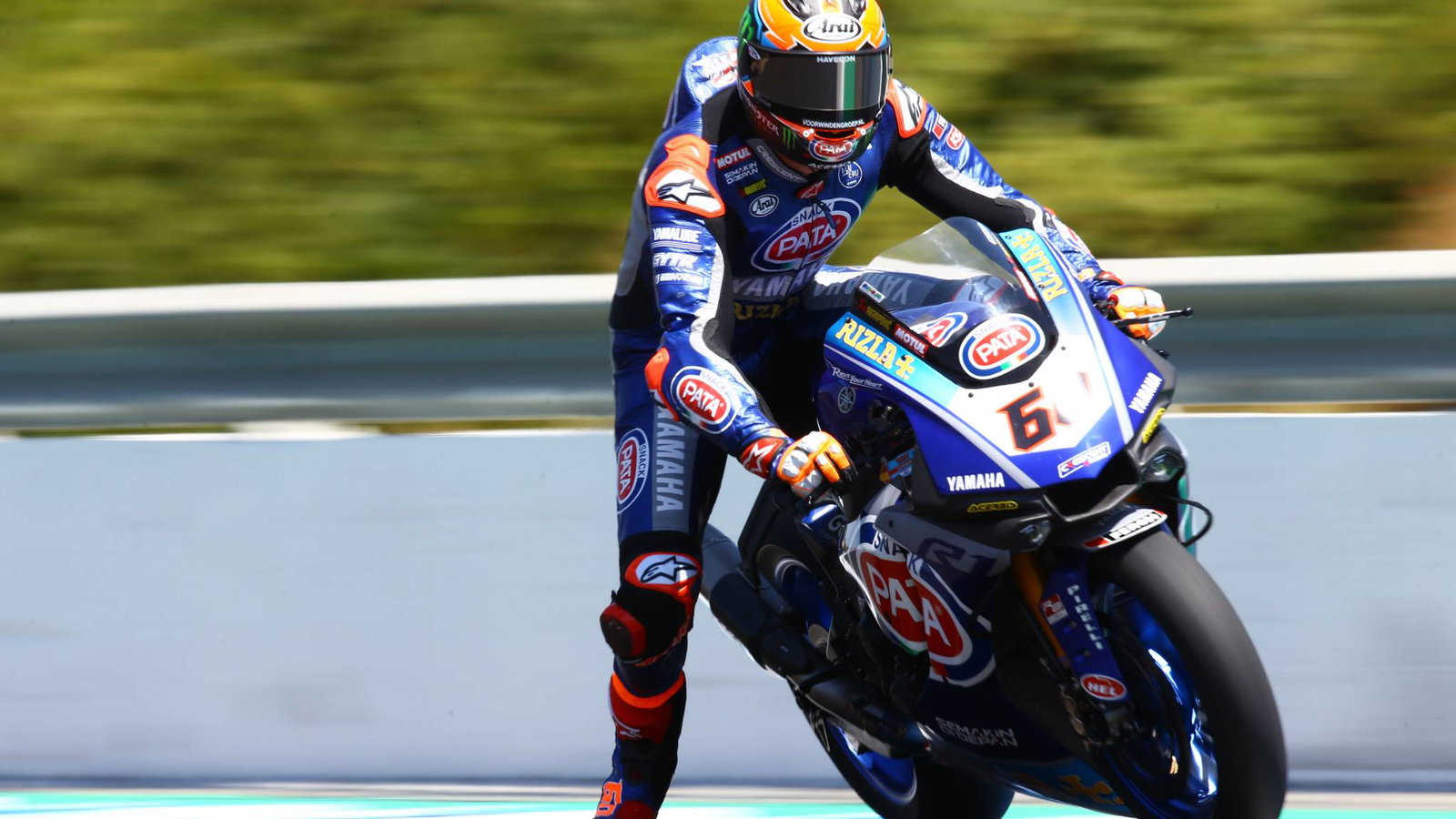 Quick Yamaha takes fight to Ducati, Kawasaki in Jerez