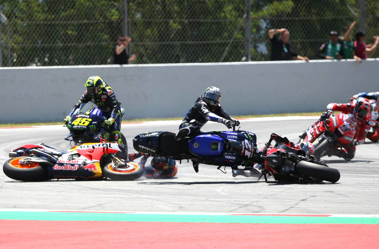 ‘Lucky’ Marquez kept pushing not realising Yamahas were out
