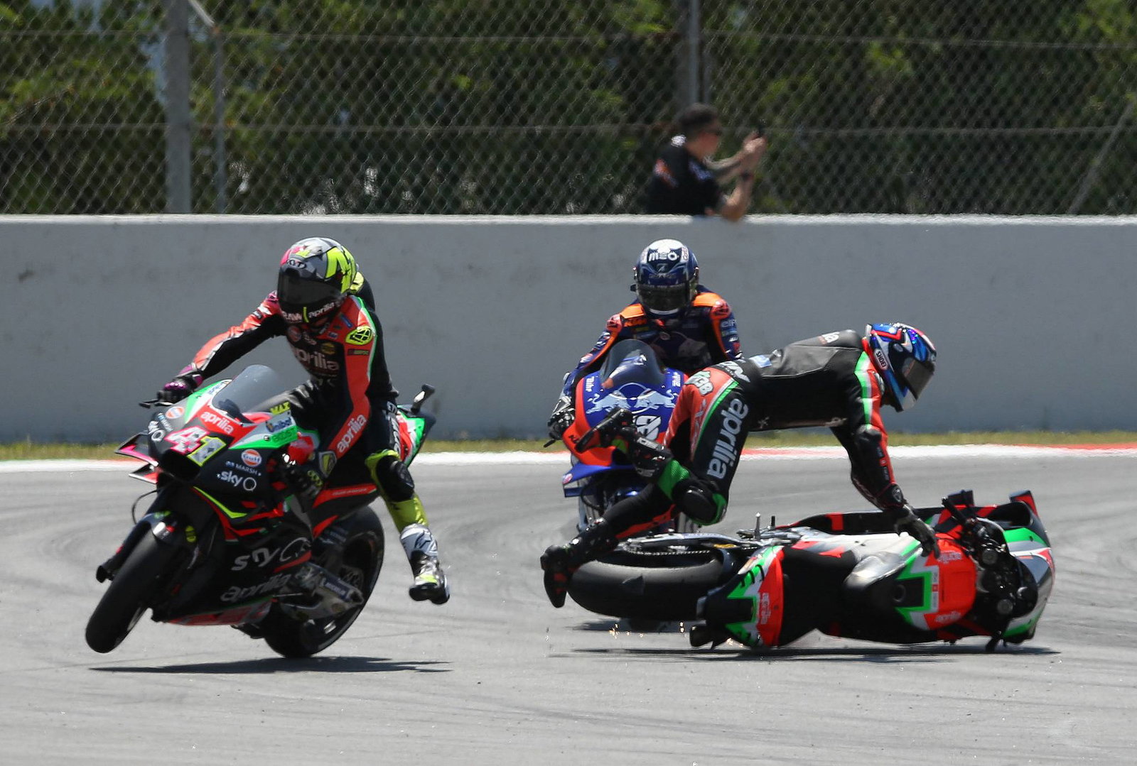 Lorenzo: Lot of pain after scary test fall
