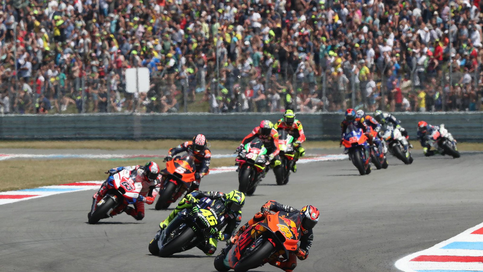 'Brilliant' Espargaro beats the pain
