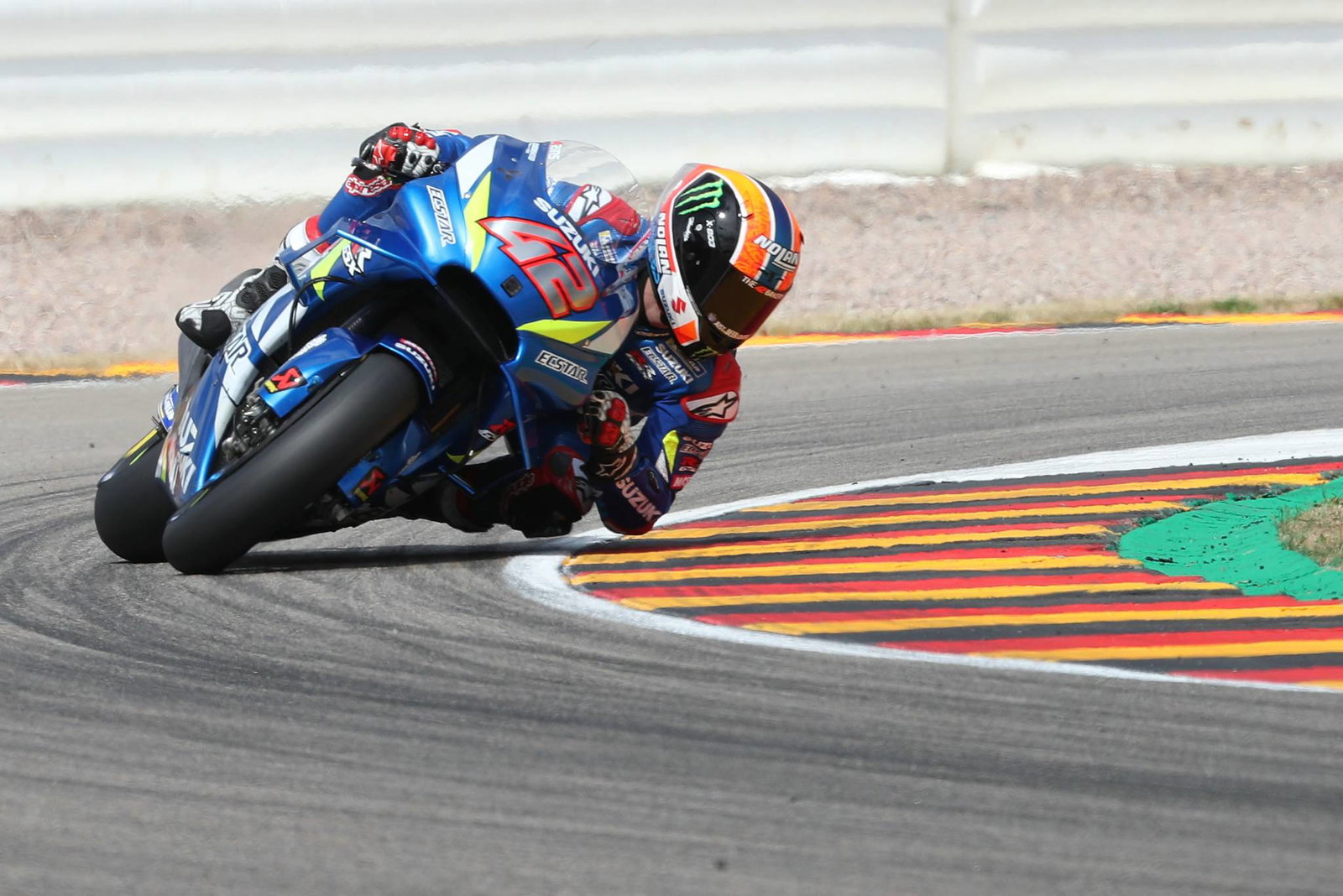Rossi: Now I can ride in my way