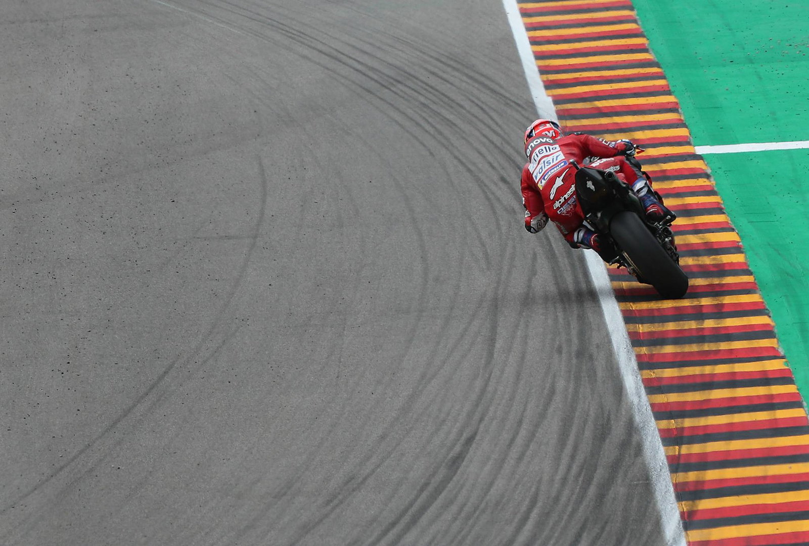 Quartararo: Now I am balanced with my arms!