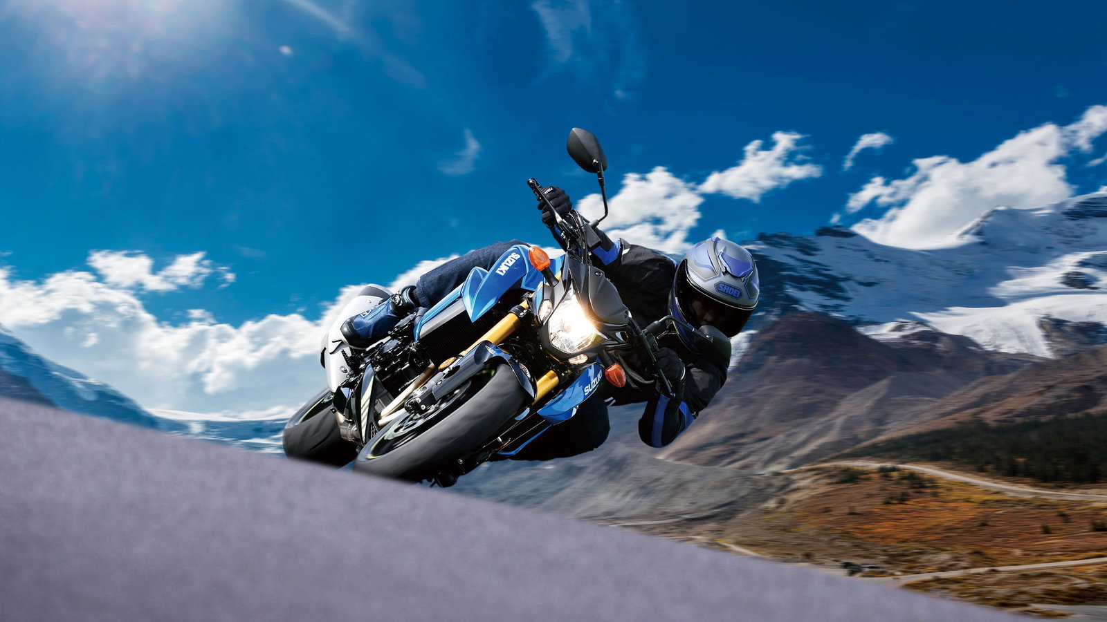 Suzuki reveals the GSX-S750 in new colours and autumn finance deals
