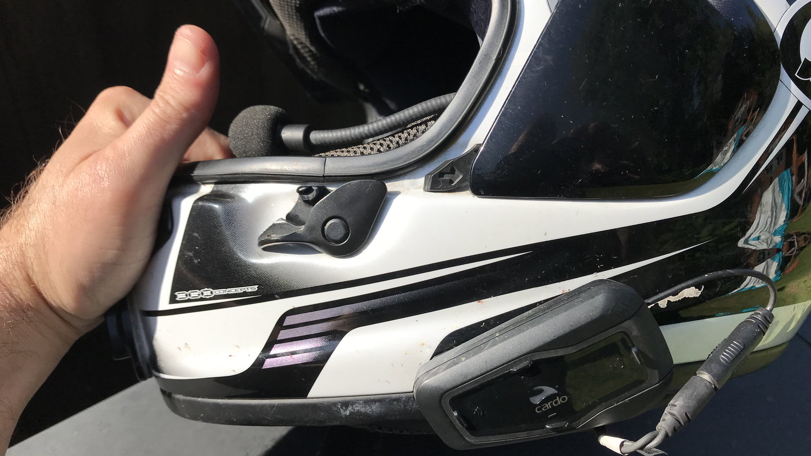 Cardo Freecom 1+ Review