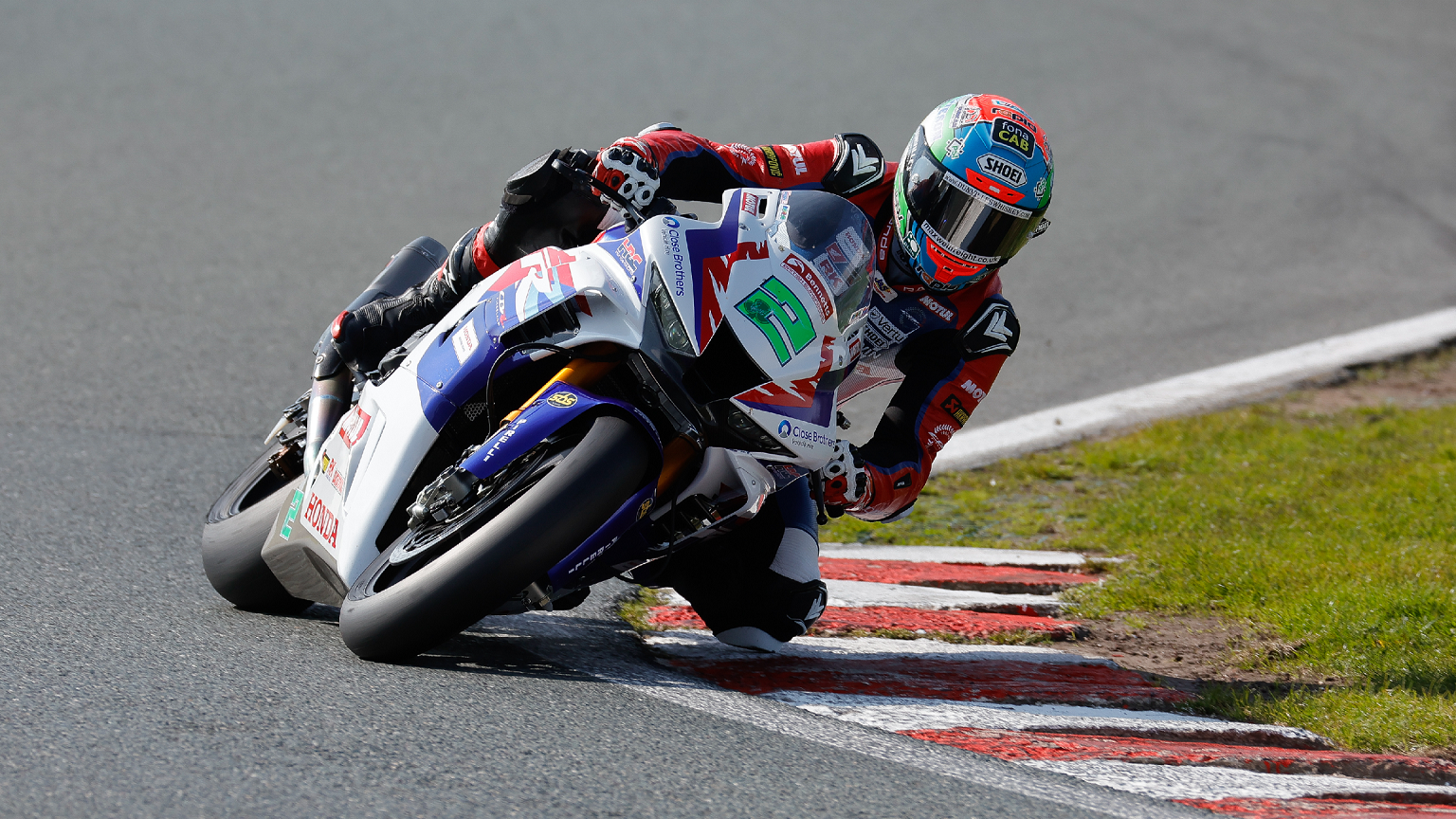 Glenn Irwin, 2022 BSB test Oulton Park. [credit: Ian Hopgood Photography]