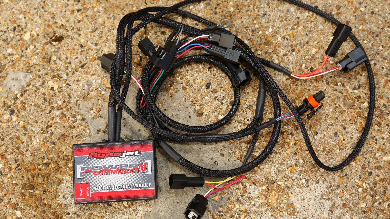 How to… fit a power commander | Visordown